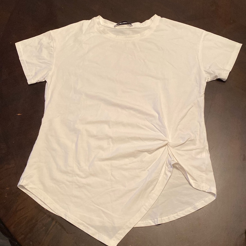 Pre-owned Concert Performance tee.